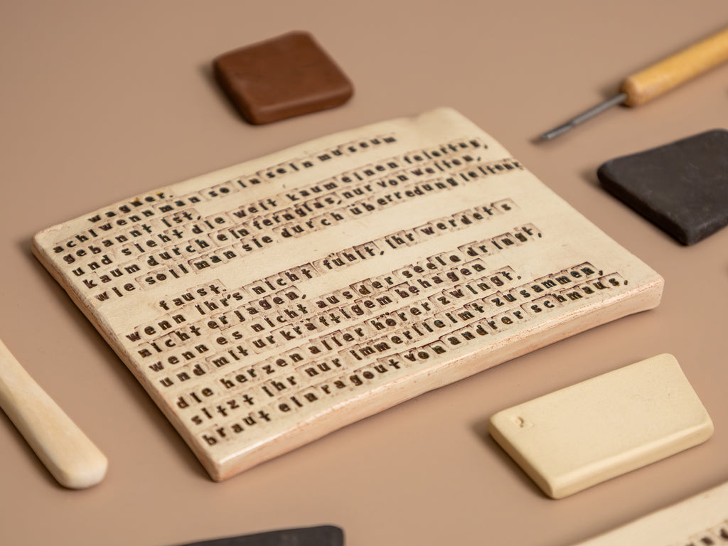 Phili-Kachel – handgestempelte Einzelarbeit - Faust oder individuell